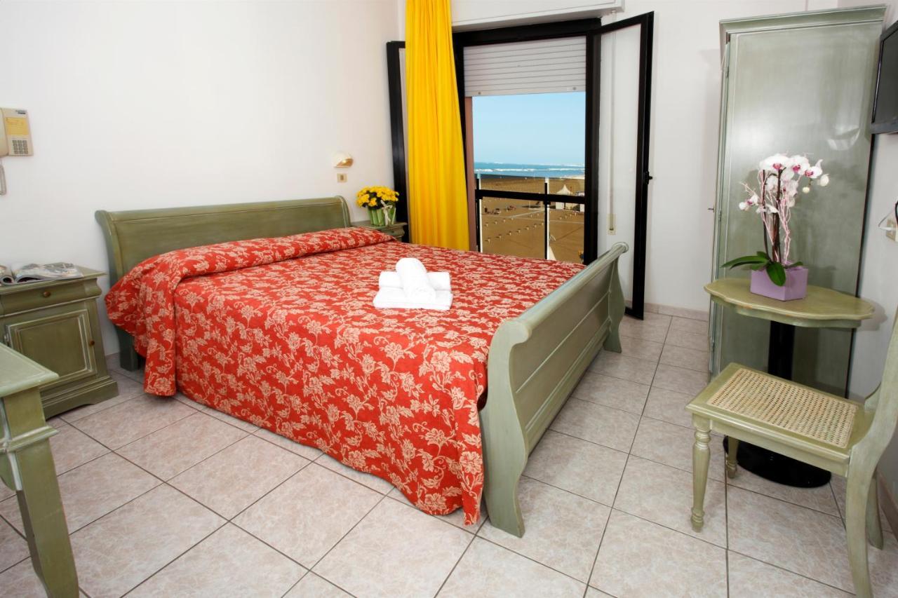 רימיני Hotel Baia חדר תמונה