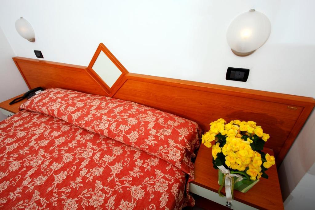 רימיני Hotel Baia מראה חיצוני תמונה