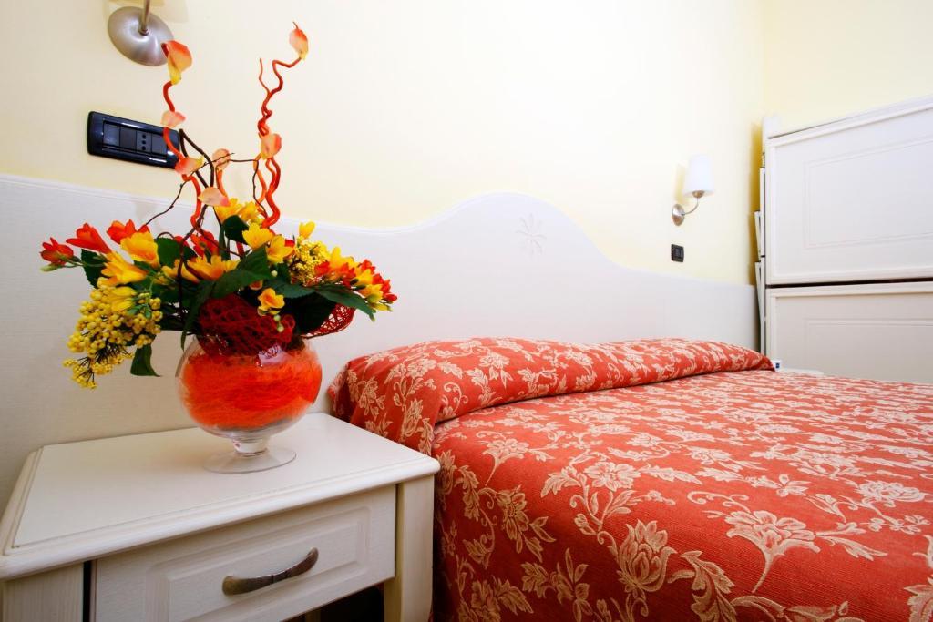 רימיני Hotel Baia מראה חיצוני תמונה